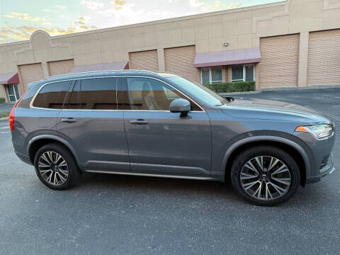2021 Volvo XC90 T5 Momentum