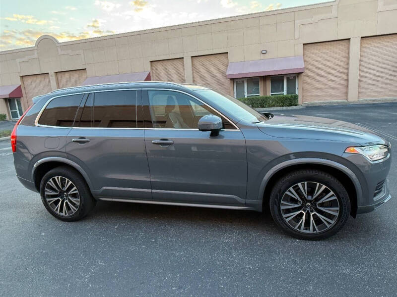 2021 Volvo XC90 T5 Momentum
