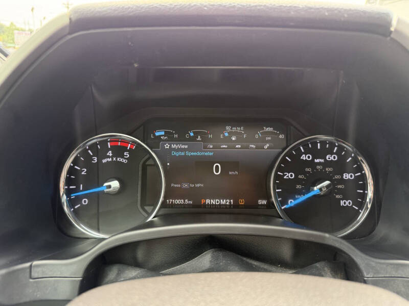 2017 Ford F-350 Super Duty Lariat