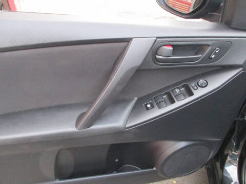 2011 Mazda MAZDA3 i Sport