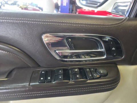 2012 Cadillac Escalade Platinum Edition