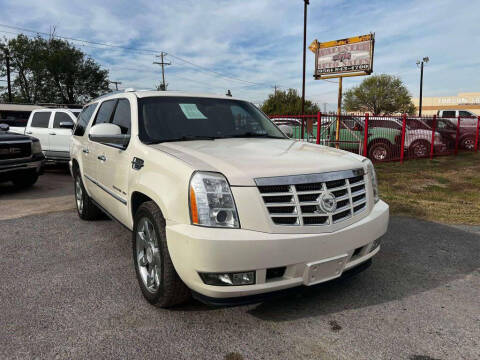 2011 Cadillac Escalade ESV for sale at WALESTER AUTO SALES in Hidalgo TX