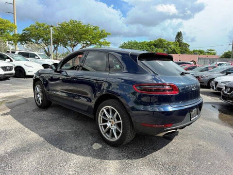 2017 Porsche Macan
