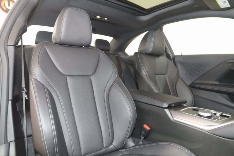 2025 BMW 2 Series M240i