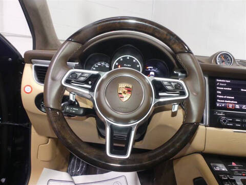 2017 Porsche Macan