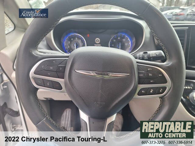 2022 Chrysler Pacifica Touring L