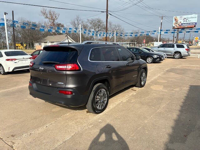 2018 Jeep Cherokee Latitude Plus
