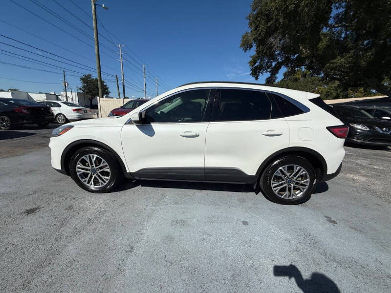 2022 Ford Escape SEL