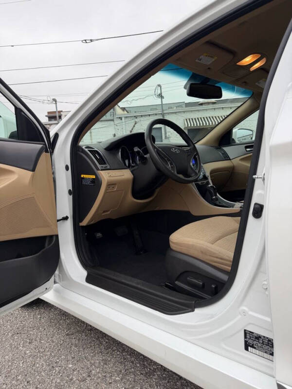 2012 Hyundai Sonata Hybrid