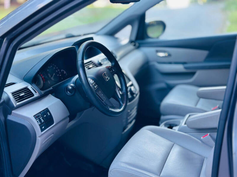 2015 Honda Odyssey EX-L w/DVD