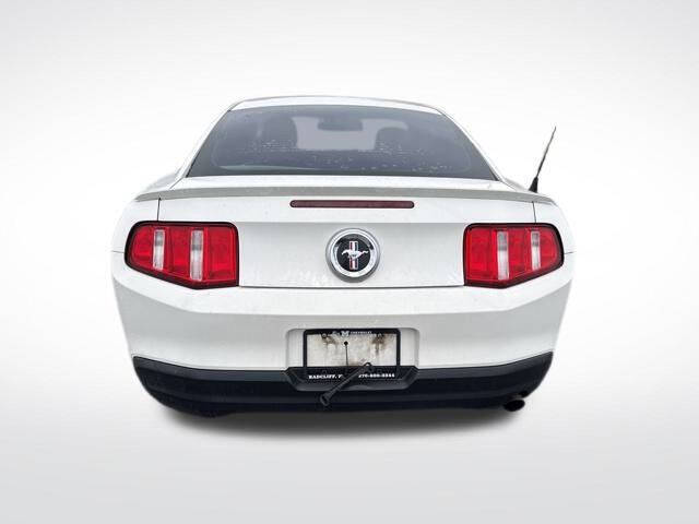 2010 Ford Mustang V6