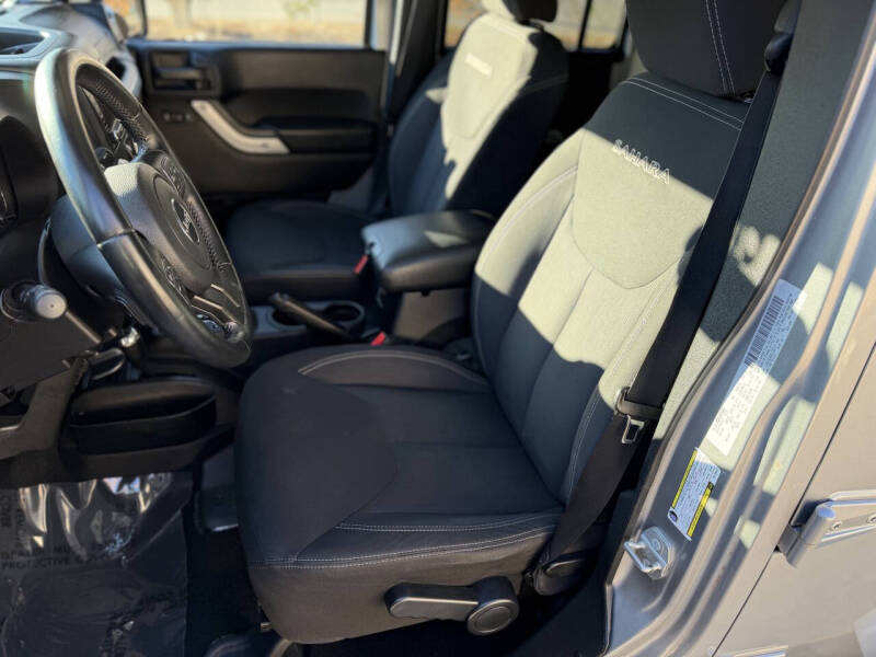 2016 Jeep Wrangler Unlimited Sahara 75th Anniversary