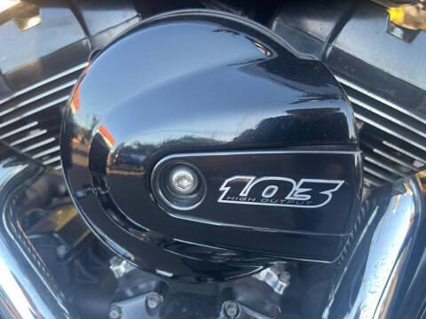 2015 Harley-Davidson Street Glide