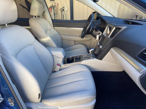 2011 Subaru Outback 2.5i Premium