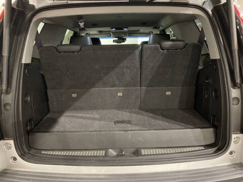 2016 Cadillac Escalade Luxury Collection