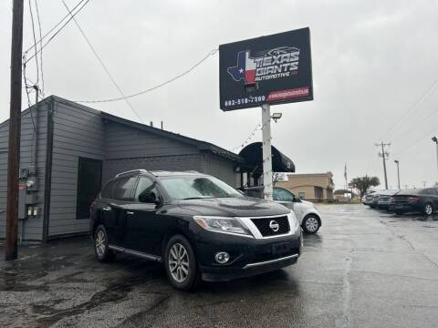 2016 Nissan Pathfinder for sale at Texas Giants Automotive in Mansfield TX