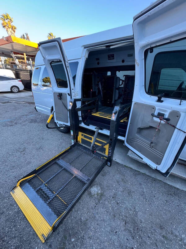2008 Ford E-Series E-350 SD