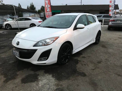 2010 Mazda MAZDA3 for sale at LR AUTO INC in Santa Ana CA