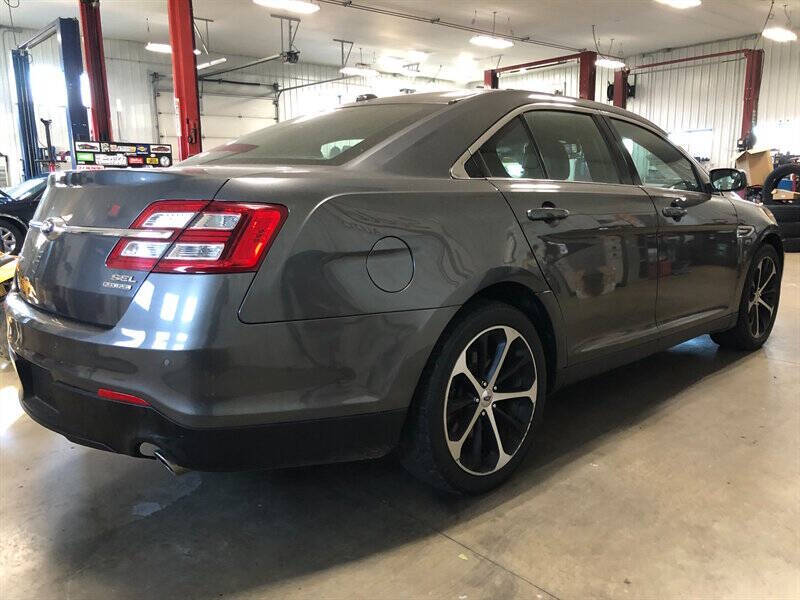 2015 Ford Taurus SEL