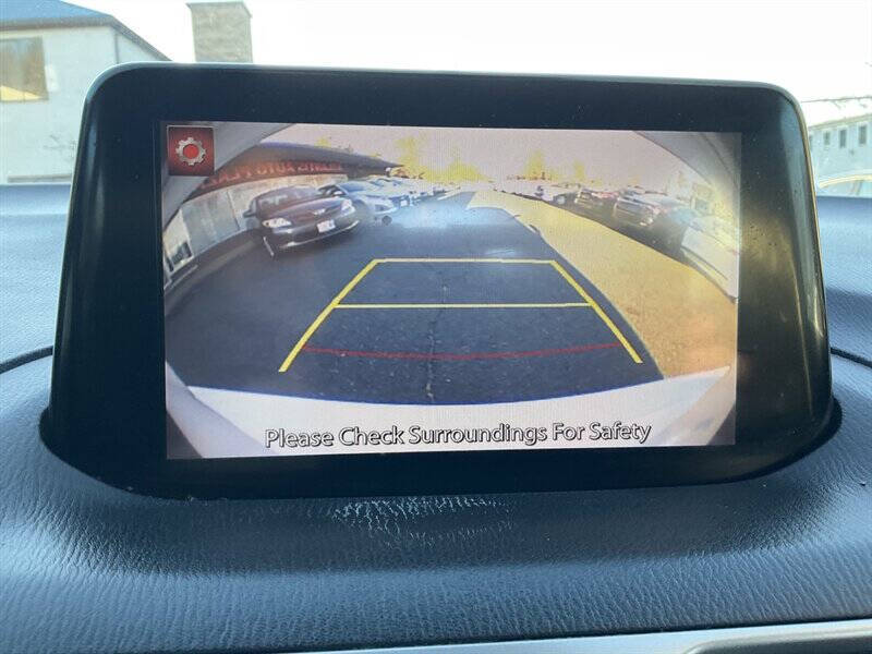 2018 Mazda MAZDA3 Touring