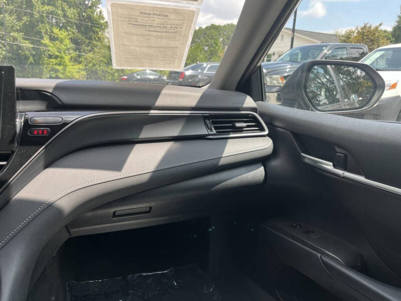 2023 Toyota Camry SE