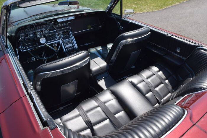 1966 Ford Thunderbird