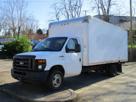 2013 Ford E-Series Chassis for sale at A & A IMPORTS OF TN in Madison TN