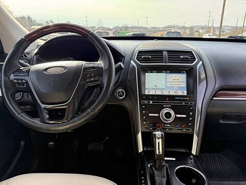 2018 Ford Explorer Platinum