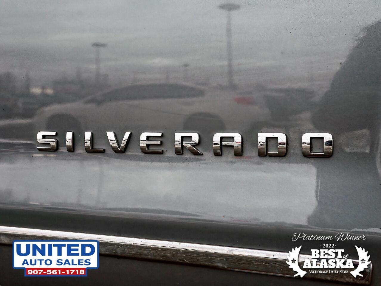 2015 Chevrolet Silverado 1500 LTZ Pickup 4D 5 3/4 ft 23