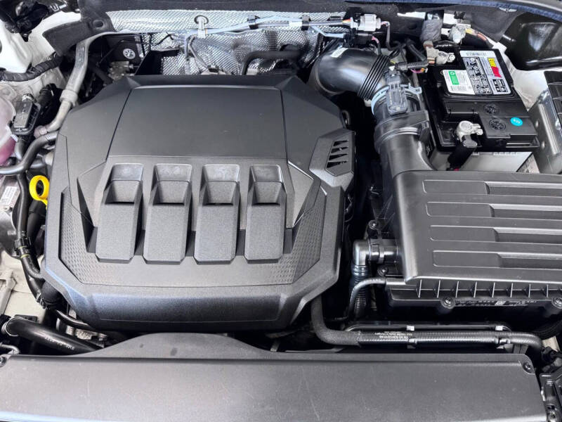 2021 Audi Q3 quattro Premium 40 TFSI