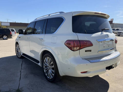 2016 Infiniti QX80