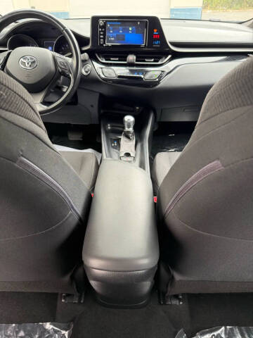 2018 Toyota C-HR XLE Premium