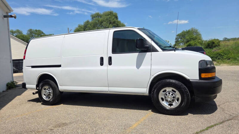 2021 Chevrolet Express 2500