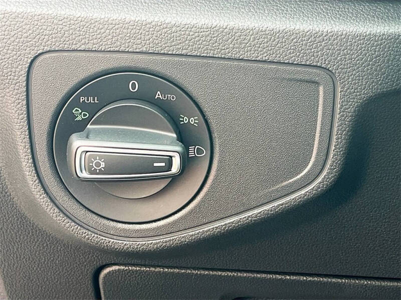 2020 Volkswagen Atlas Cross Sport V6 SEL 4Motion