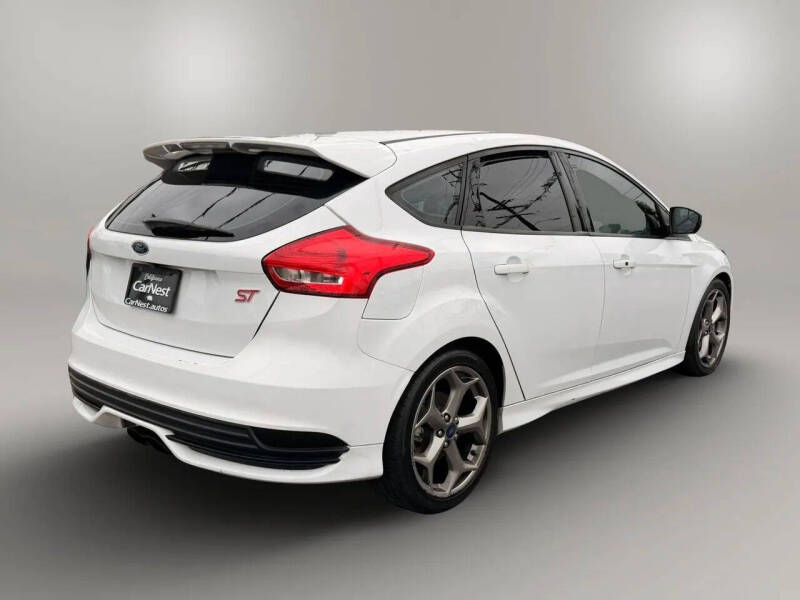 2017 Ford Focus ST