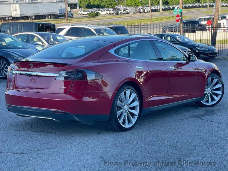 2013 Tesla Model S Performance