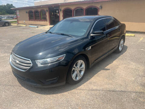 2015 Ford Taurus SEL
