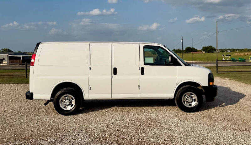 2021 Chevrolet Express 2500