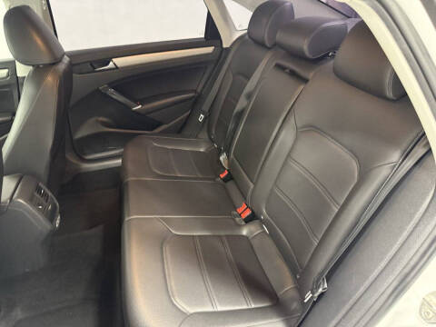 2020 Volkswagen Passat SE