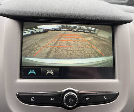 2017 Chevrolet Cruze LS Auto