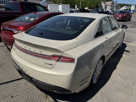 2016 Lincoln MKZ