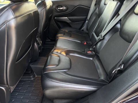 2021 Jeep Cherokee Latitude Plus
