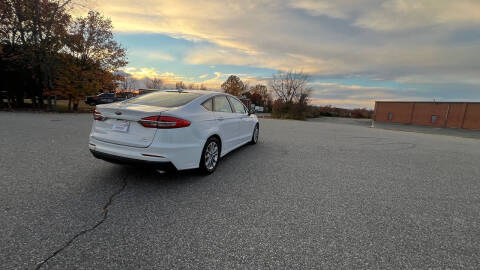 2020 Ford Fusion SE