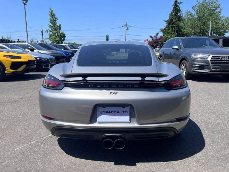 2017 Porsche 718 Cayman