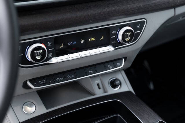 2022 Audi Q5 quattro S line Prem Plus 45 TFSI