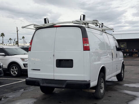 2017 Chevrolet Express 2500