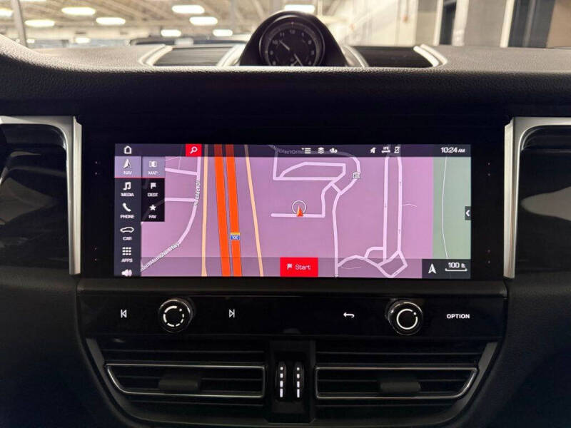 2023 Porsche Macan
