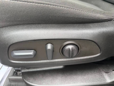 2022 Chevrolet Traverse LT