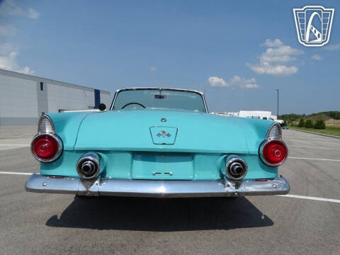 1955 Ford Thunderbird