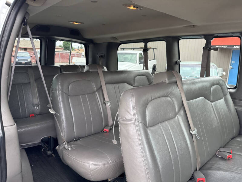 2015 Chevrolet Express LS 2500